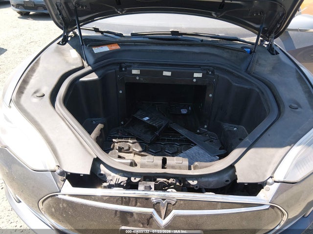 Tesla Model S P85 2014 5YJSA1H15EFP32710 Image 10