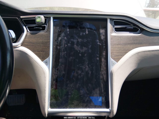 Tesla Model S P85 2014 5YJSA1H15EFP32710 Image 17