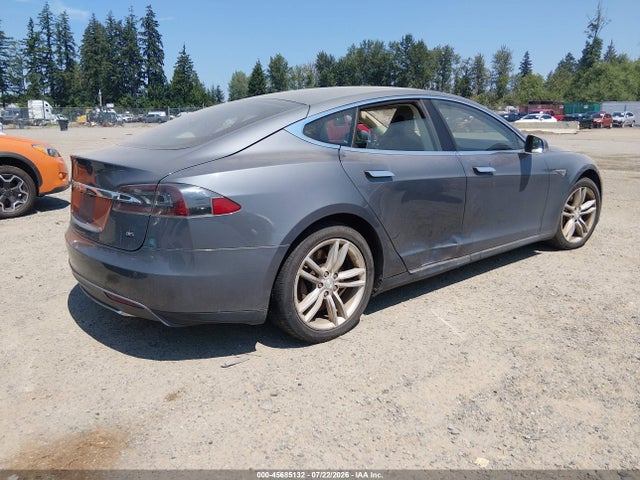 Tesla Model S P85 2014 5YJSA1H15EFP32710 Image 4