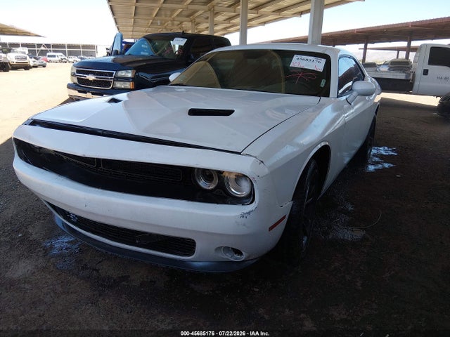 Dodge Challenger Sxt 2015 2C3CDZAG4FH821421 Image 2