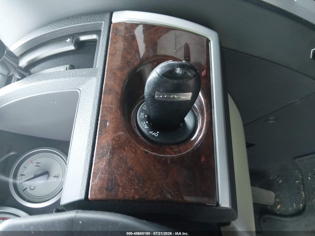 Продажа на аукционе авто 2010 Chrysler Town & Country Touring Plus, vin: 2A4RR8D17AR432827, номер лота: 45685190