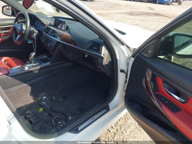 45685241 :رقم المزاد ، WBA3B5G54DNS02173 vin ، 2013 Bmw 328i Xdrive مزاد بيع
