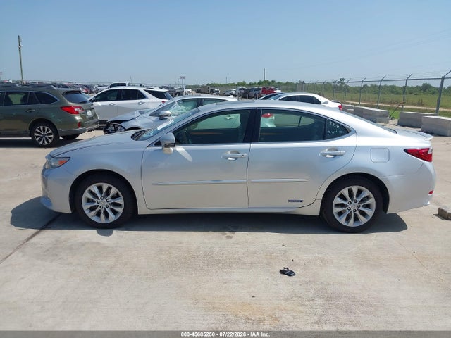 45685250 :رقم المزاد ، JTHBW1GG7D2028368 vin ، 2013 Lexus Es 300h مزاد بيع