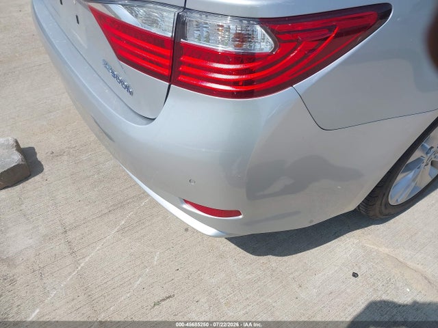 45685250 :رقم المزاد ، JTHBW1GG7D2028368 vin ، 2013 Lexus Es 300h مزاد بيع
