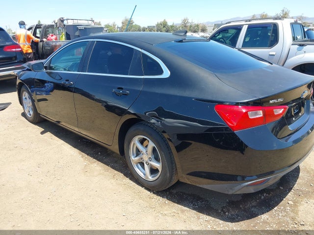 1G1ZC5ST2HF252062 Chevrolet Malibu 1fl