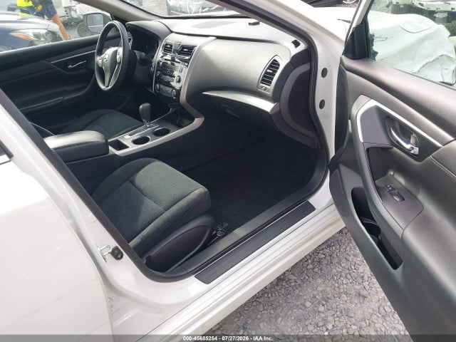 Nissan Altima 2.5 S 2015 1N4AL3AP2FC282261 Image 18
