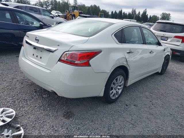 Nissan Altima 2.5 S 2015 1N4AL3AP2FC282261 Image 4
