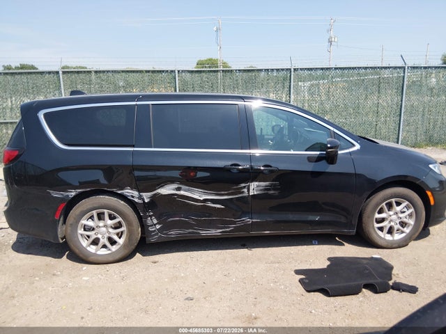 2026 Chrysler Pacifica Select მანქანა იყიდება აუქციონზე, vin: 2C4RC1BG7TR201712, აუქციონის ნომერი: 45685303
