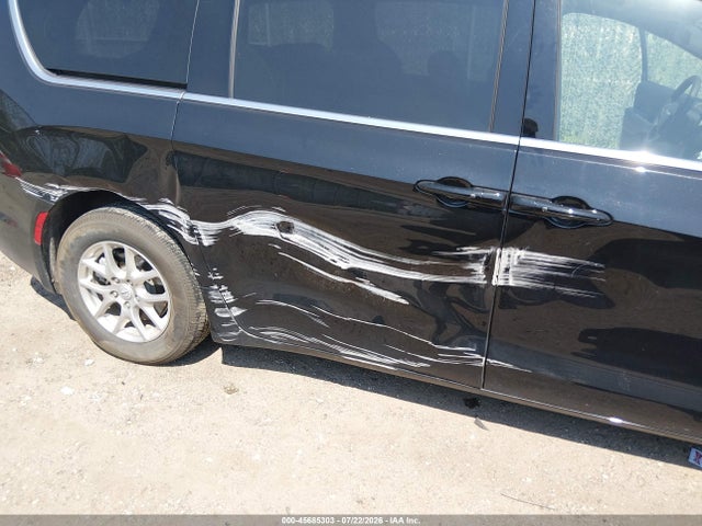 2026 Chrysler Pacifica Select მანქანა იყიდება აუქციონზე, vin: 2C4RC1BG7TR201712, აუქციონის ნომერი: 45685303