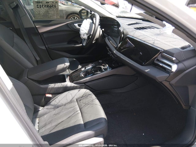 2025 Audi All-new A5 Premium Tfsi Quattro S Tronic მანქანა იყიდება აუქციონზე, vin: WAU1BCFU2SN058513, აუქციონის ნომერი: 45685312