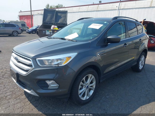 Ford ESCAPE SE 2018 1FMCU0G90JUC63598 Image 2