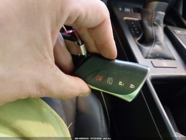 45685342 :رقم المزاد ، 58ADZ1B17LU078246 vin ، 2020 Lexus Es 350 مزاد بيع