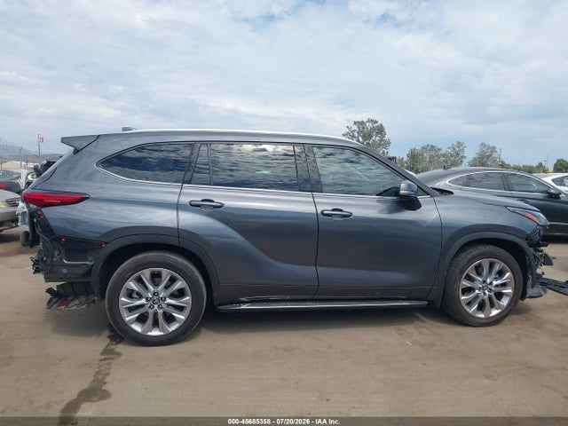 Toyota Highlander Limited 2021 5TDYZRAH3MS536266 Image 14
