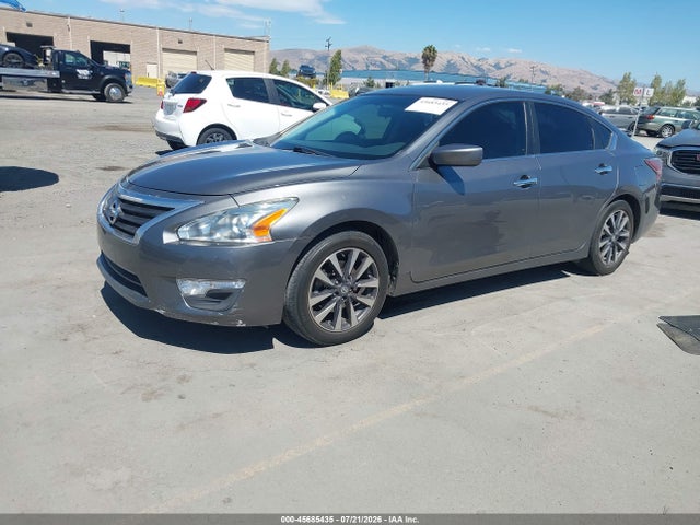 Nissan Altima 2.5 S 2015 1N4AL3AP6FC498128 Image 2