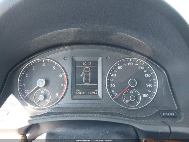 Продажа на аукционе авто 2011 Volkswagen Eos Lux, vin: WVWFW7AH2BV002599, номер лота: 45685467