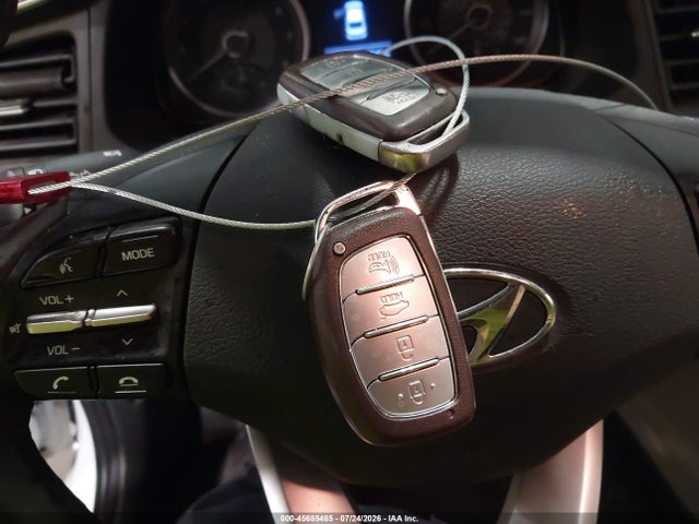 Продажа на аукционе авто 2020 Hyundai Elantra Value Edition, vin: 5NPD84LF8LH534968, номер лота: 45685485