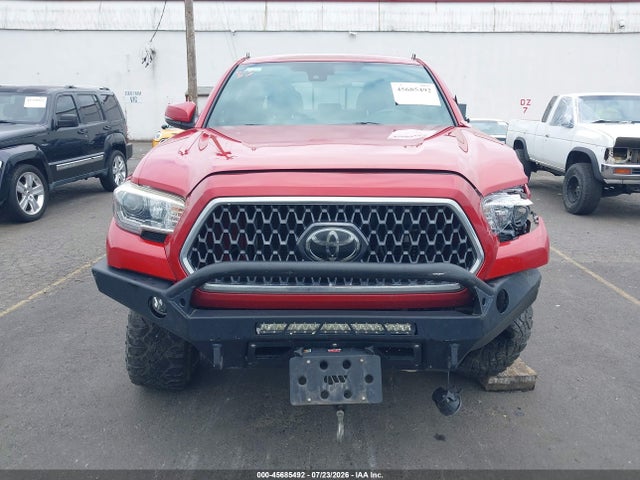 45685492 :رقم المزاد ، 3TMDZ5BN0JM041952 vin ، 2018 Toyota Tacoma Trd Off Road مزاد بيع