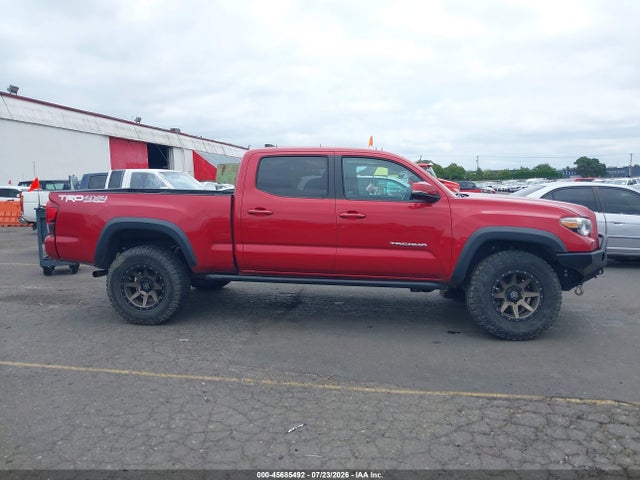 45685492 :رقم المزاد ، 3TMDZ5BN0JM041952 vin ، 2018 Toyota Tacoma Trd Off Road مزاد بيع