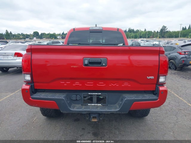45685492 :رقم المزاد ، 3TMDZ5BN0JM041952 vin ، 2018 Toyota Tacoma Trd Off Road مزاد بيع