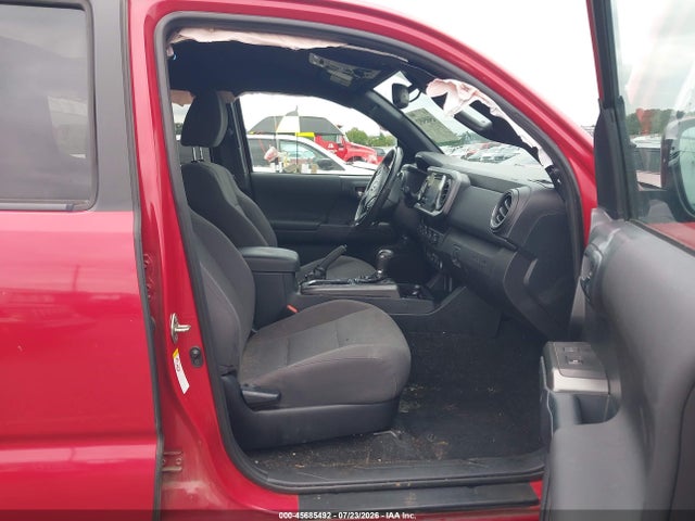 45685492 :رقم المزاد ، 3TMDZ5BN0JM041952 vin ، 2018 Toyota Tacoma Trd Off Road مزاد بيع