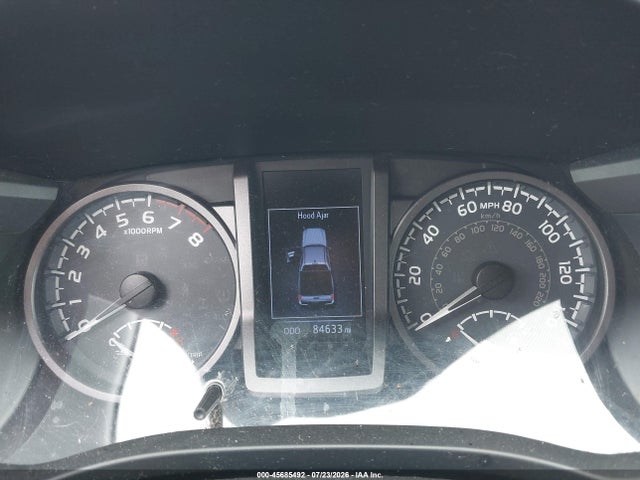 45685492 :رقم المزاد ، 3TMDZ5BN0JM041952 vin ، 2018 Toyota Tacoma Trd Off Road مزاد بيع