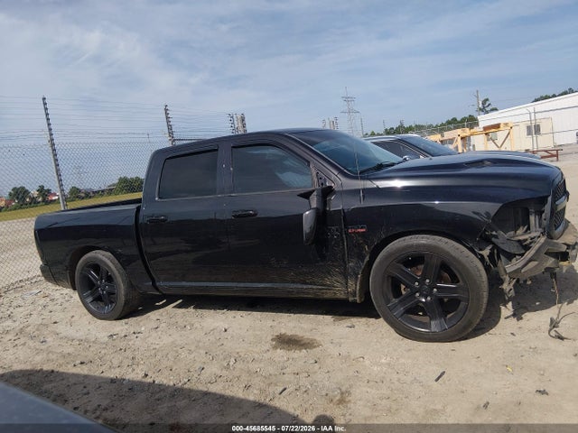 1C6RR6MT9HS683182 RAM 1500 Night 4x2 5&#039;7 Box