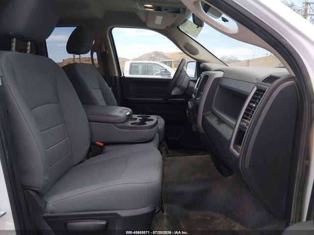 RAM 1500 Classic 2019 1C6RR7FG9KS648090 Image 5