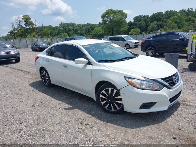 Продаж на аукціоні авто 2017 Nissan Altima 2.5 S, vin: 1N4AL3AP0HC208131, номер лоту: 45685583