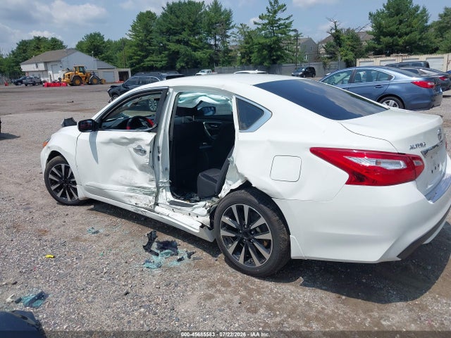 Продажа на аукционе авто 2017 Nissan Altima 2.5 S, vin: 1N4AL3AP0HC208131, номер лота: 45685583