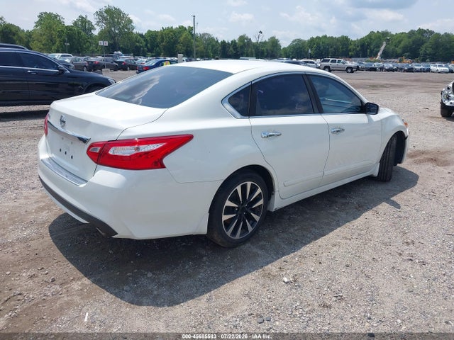 Продажа на аукционе авто 2017 Nissan Altima 2.5 S, vin: 1N4AL3AP0HC208131, номер лота: 45685583
