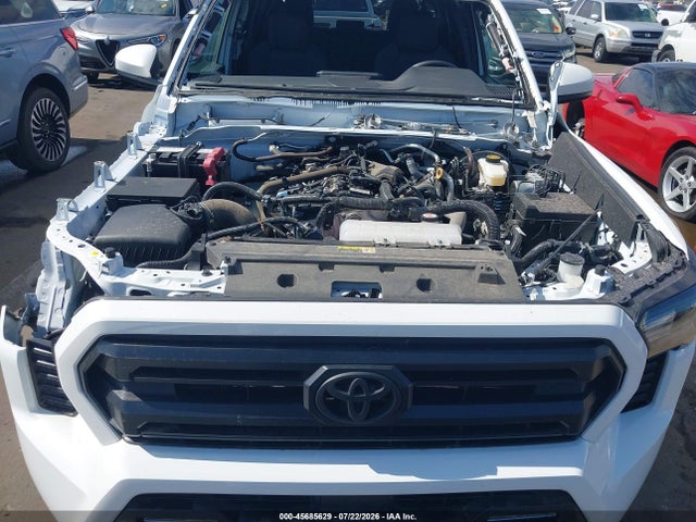 3TMLB5JN8TM225136 Toyota Tacoma Sr5