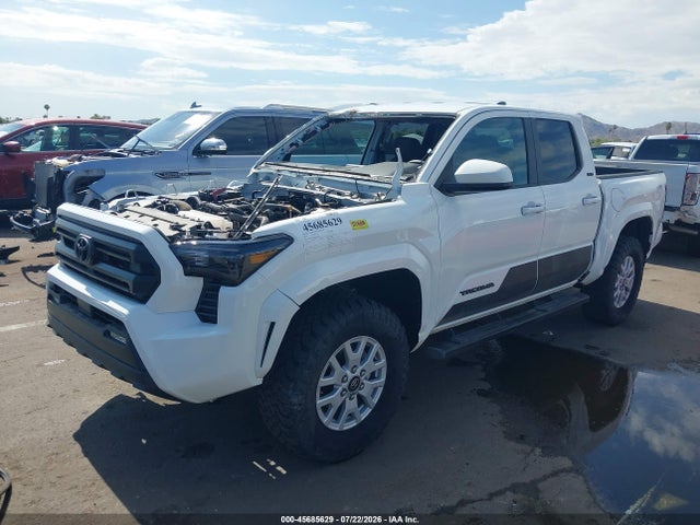 3TMLB5JN8TM225136 Toyota Tacoma Sr5