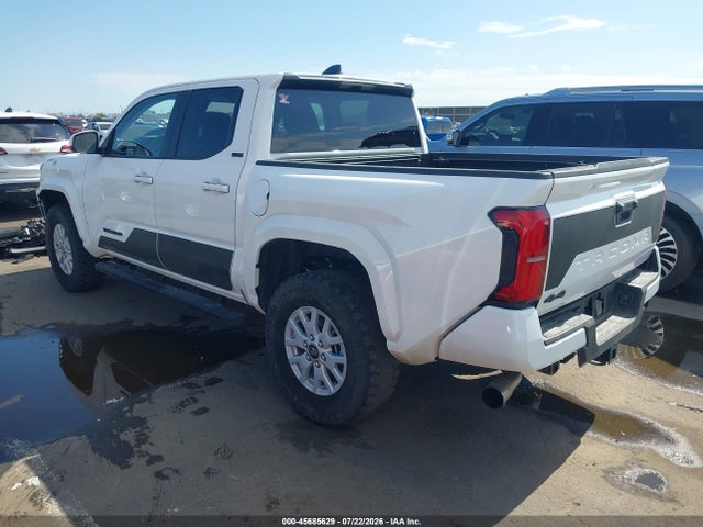 3TMLB5JN8TM225136 Toyota Tacoma Sr5