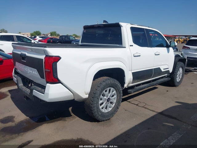 3TMLB5JN8TM225136 Toyota Tacoma Sr5