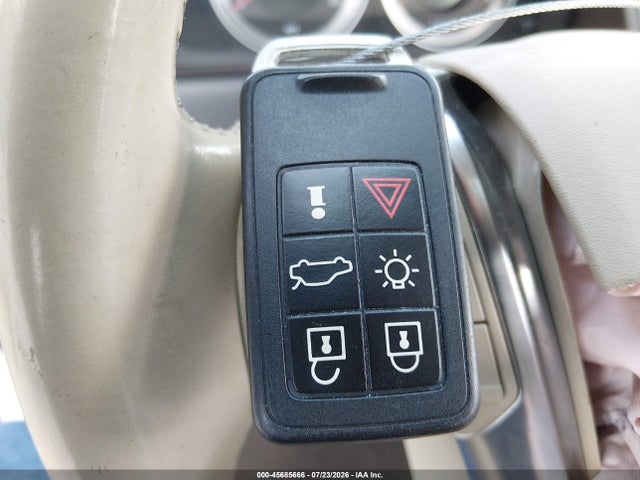 Auction sale of the 2013 Volvo Xc60 T6, vin: YV4902DZ8D2376934, lot number: 45685666