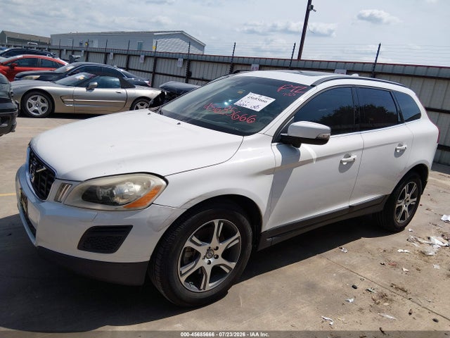 Auction sale of the 2013 Volvo Xc60 T6, vin: YV4902DZ8D2376934, lot number: 45685666