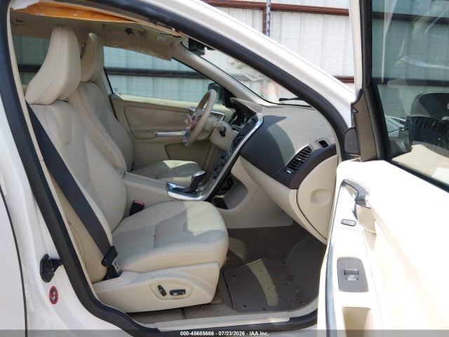 Auction sale of the 2013 Volvo Xc60 T6, vin: YV4902DZ8D2376934, lot number: 45685666