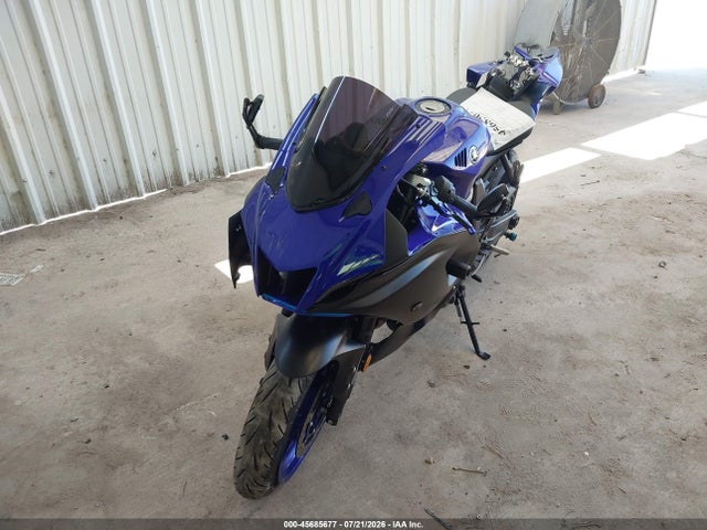 Yamaha Yzfr7 2022 JYARM38E4NA000447 Image 2