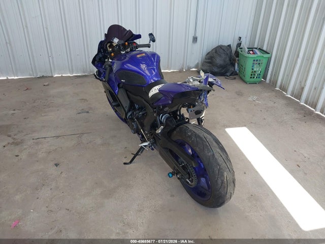 Yamaha Yzfr7 2022 JYARM38E4NA000447 Image 3