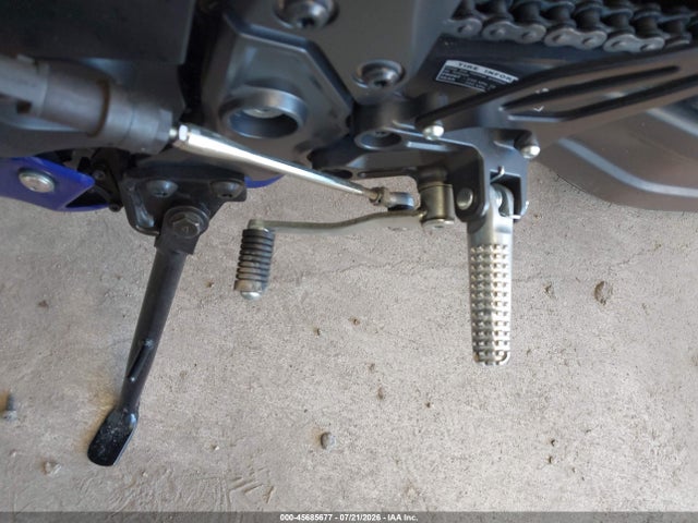 Yamaha Yzfr7 2022 JYARM38E4NA000447 Image 9