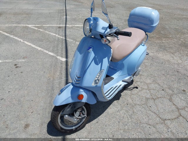 Vespa Sprint 150 3v 2017 ZAPM818G2H5700486 Image 2
