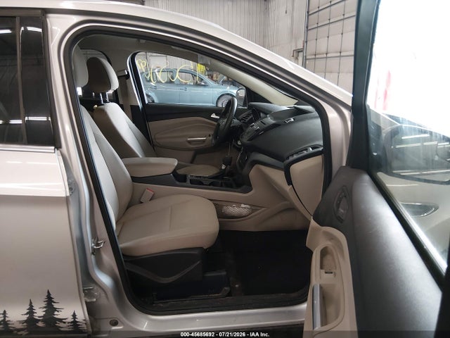 Продаж на аукціоні авто 2017 Ford Escape Se, vin: 1FMCU9G92HUA21006, номер лоту: 45685692