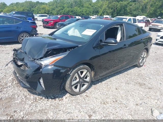 Toyota Prius Three Touring 2016 JTDKARFU5G3020273 Image 2