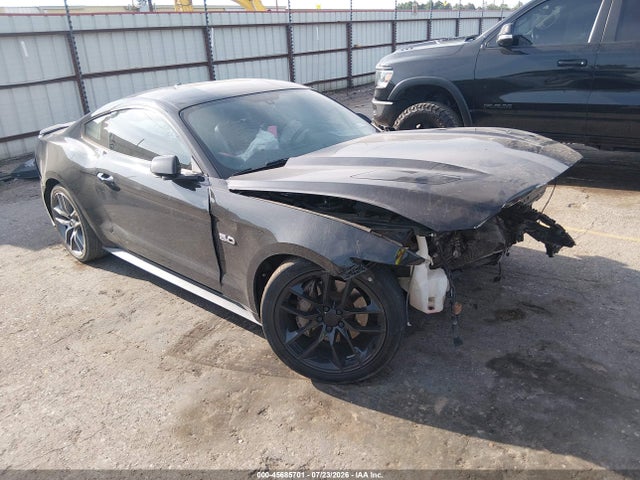 Продажа на аукционе авто 2017 Ford Mustang Gt Premium, vin: 1FA6P8CF2H5259596, номер лота: 45685701