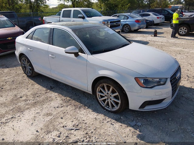 45685705 :رقم المزاد ، WAUEFGFF4F1112177 vin ، 2015 Audi A3 2.0t Premium مزاد بيع