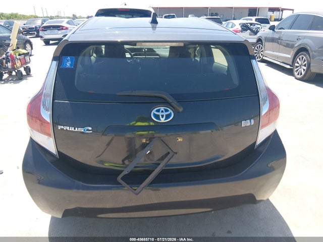 Toyota Prius C One 2015 JTDKDTB34F1102068 Image 16