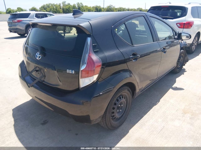 Toyota Prius C One 2015 JTDKDTB34F1102068 Image 4