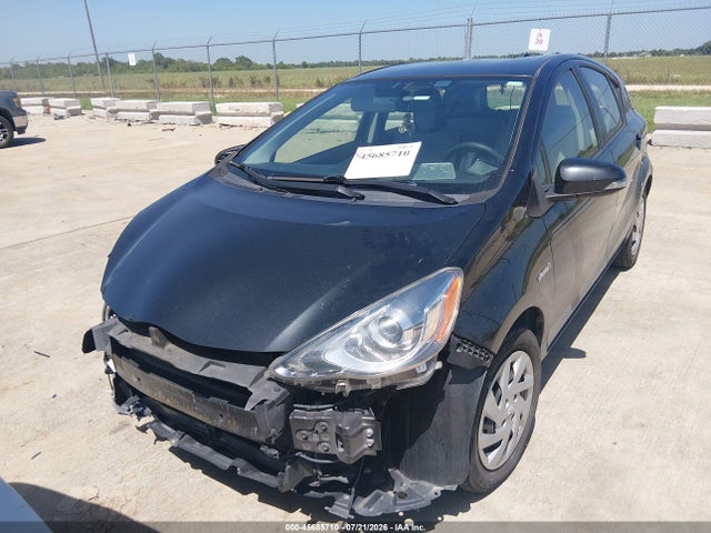 Toyota Prius C One 2015 JTDKDTB34F1102068 Image 6