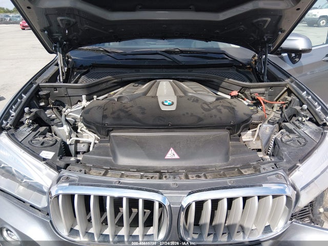 45685735 :رقم المزاد ، 5UXKR6C56J0U14604 vin ، 2018 Bmw X5 Xdrive50i مزاد بيع