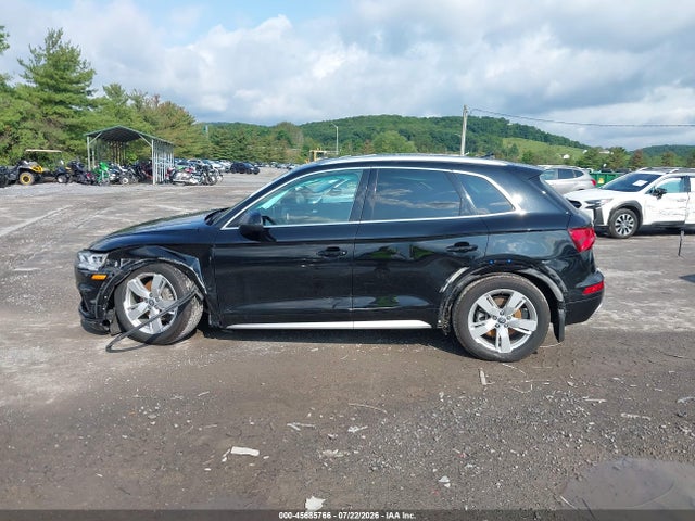 2018 Audi Q5 2.0t Premium/2.0t Tech Premium მანქანა იყიდება აუქციონზე, vin: WA1BNAFY2J2055837, აუქციონის ნომერი: 45685766